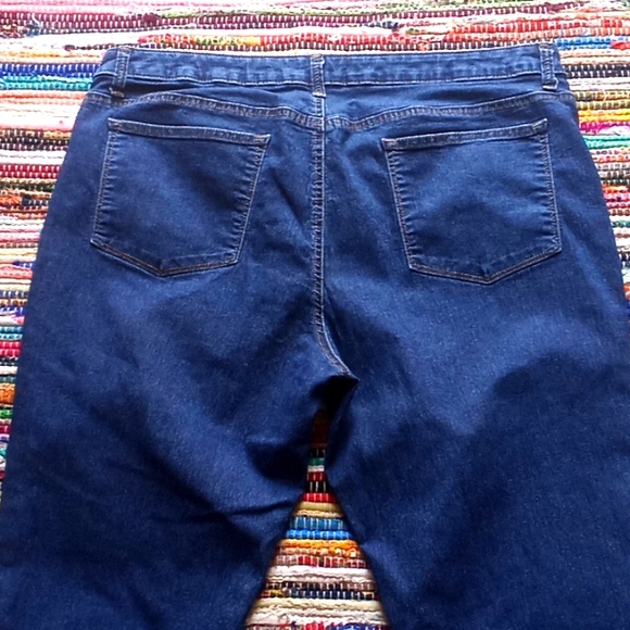 Lee Riders Mid Rise Capri Jeans-#1719+ - Picture 10 of 13
